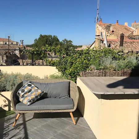 MAGNIFIQUE APPARTEMENT DE CHARME AVEC VUE SUR LE PALAIS DES PAPES À AVIGNON WiFI GRATUIT Exterior foto